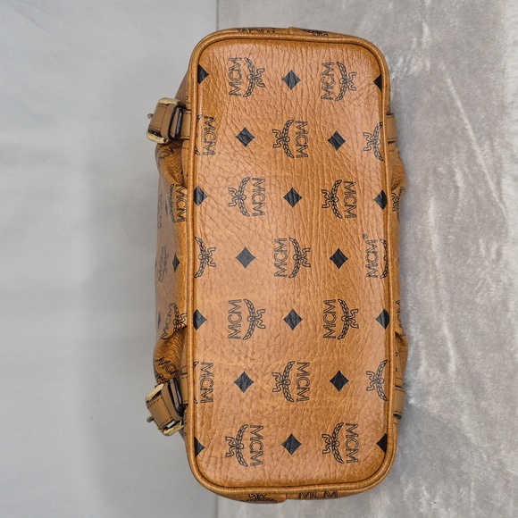 MCM Cognac Visetos Tote Bag - Picture 7 of 17